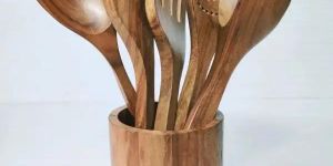 Wooden Round Cutlery Holder