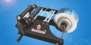 Manual Labeling Machine