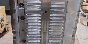 Plunger Injection Mould