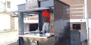 Stainless Steel 4 Wheeler Food Cart