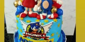 Customized Eggless Cake