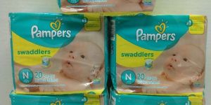 Pampers Swaddlers Diapers Newborn (Up to 10 Lbs) 20 Count