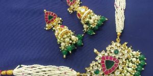 Pachi Kundan Choker Set