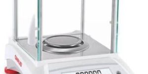 Ohaus Pioneer Semi-Micro Pharmacy Scale