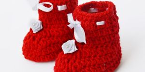 One Flower Crochet Baby Booties