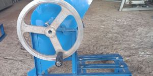 Motorized Groundnut Shelling Machine