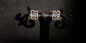 18KT Gold Natural Diamond Earrings
