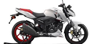 Tvs White Apache RtR 160 4v Bike