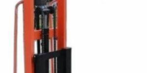 Manual Hydraulic Stacker