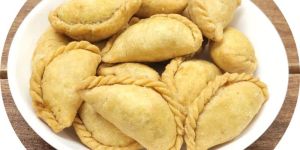 Special Coconut Mini Karanji