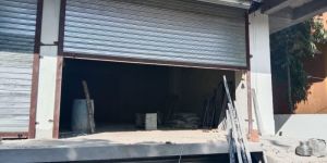 Iron Rolling Shutter
