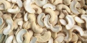 split cashew nut-JH