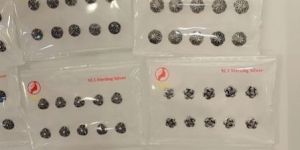 Oxodise Nose Pins
