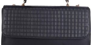 abeeza Stylish and Practical: Women's Crossbody Purse for Everyday Use.