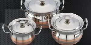 Toshiba Cookware Set