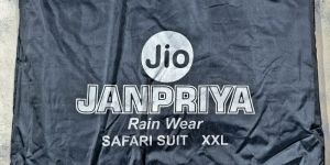 Janpriya Jio Raincoat