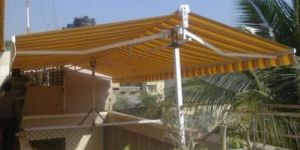 Retractable Commercial Awning