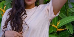 Ladies Round Neck T-shirts