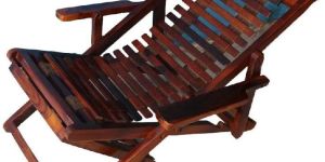 Wooden Folding Lounge Chairs