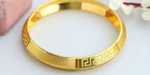 Yellow Gold Bangle