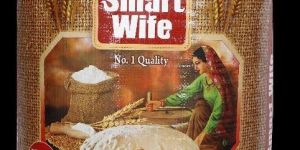 SMART WIFE CHAKKI FRESH ATTA 25 KG