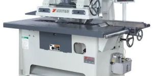 Straight Line Rip Saw Machine