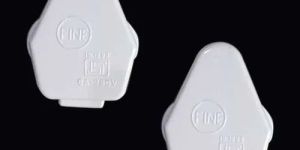 3 Pin Plug Top