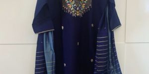 Ladies Party Wear Suit