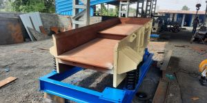 Vibrating Feeder Machine