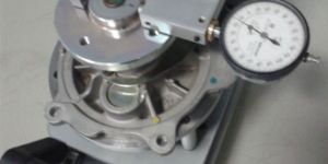 Dial Type Checking Gauge