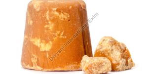 Gud Jaggery
