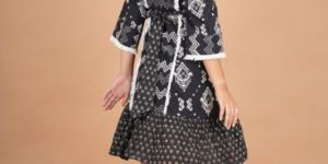 Ladies Black Cotton Printed Knee Length Dress