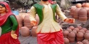 Punjabi Sabiya Char Fiber Statue