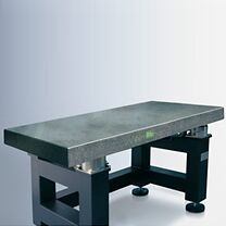 VIBRATION INSULATED TABLES