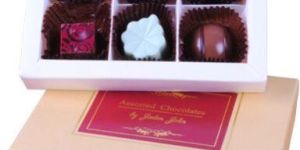Assorted Chocolates( 6 Pieces )