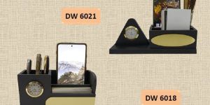 Multipurpose Mobile and Pen Stand