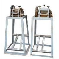 Plastic Dana Cutter Machine