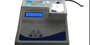 Microprocressor Hemoglobin Meter