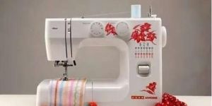 Usha Sewing Machine