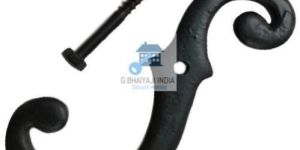 'S' Holdback Shutter Dogs