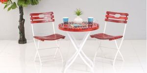 Round Table with Chairs