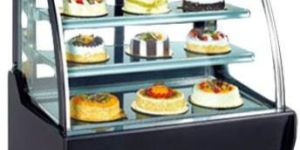 PASTY DISPLAY SHOWCASE