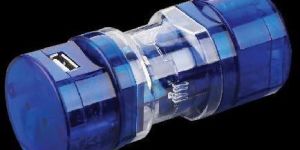 UNIVERSAL TRAVEL ADAPTOR USB