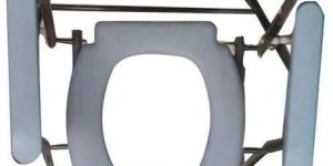 FOLDABLE COMMODE CHAIR