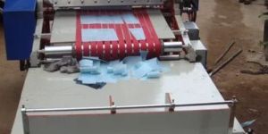 Non Woven Roll Cutting Machine
