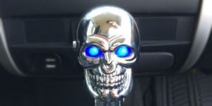 LED Skull Gear Knob