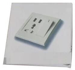 Three Pin Socket