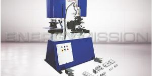 Hydraulic Iron Worker