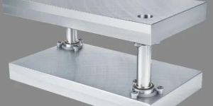 Center Pillar Die Set