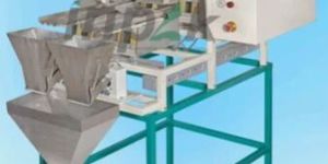 Snacks Packing Machine